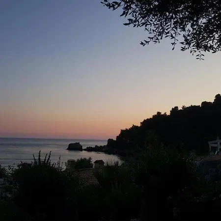 Glyfada Beachfront 52 Ferienhaus Corfu (city)