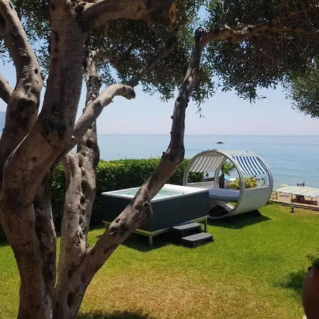 Glyfada Beachfront 52 Ferienhaus Corfu (city)