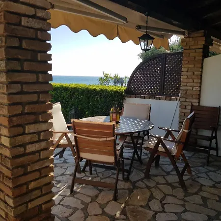 Ferienhaus Glyfada Beachfront 52 *