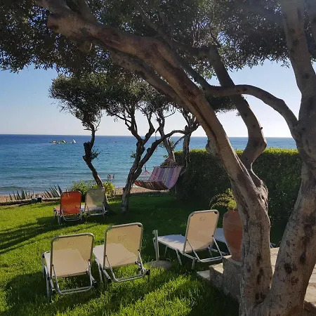 Ferienhaus Glyfada Beachfront 52