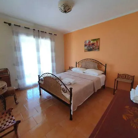 Glyfada Beachfront 52 * Corfu (city)